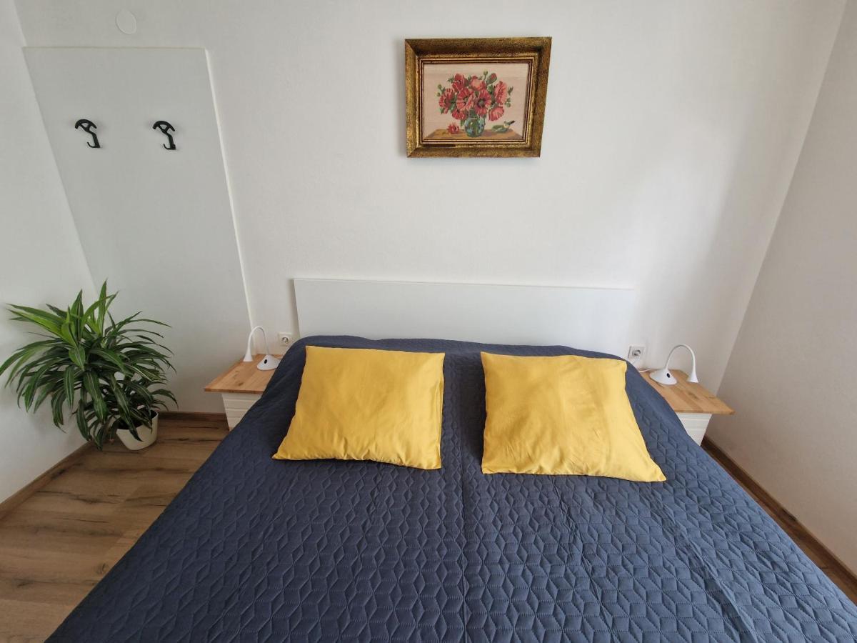 Medeni Apartma * Pivka
